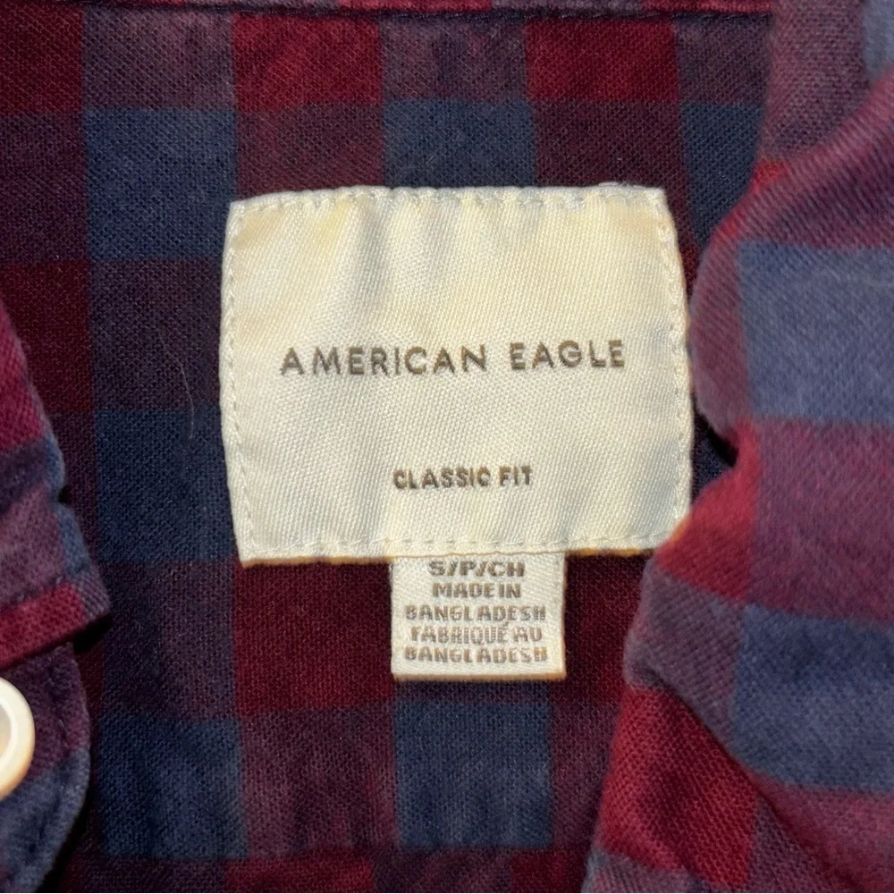American Eagle Outfitters Red and Blue Plaid Shirt